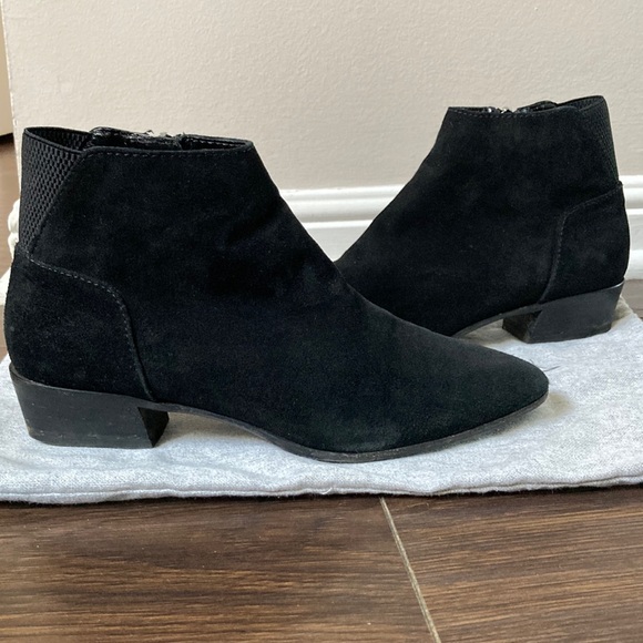 Aquatalia weatherproof suede ankle boots - Picture 1 of 8